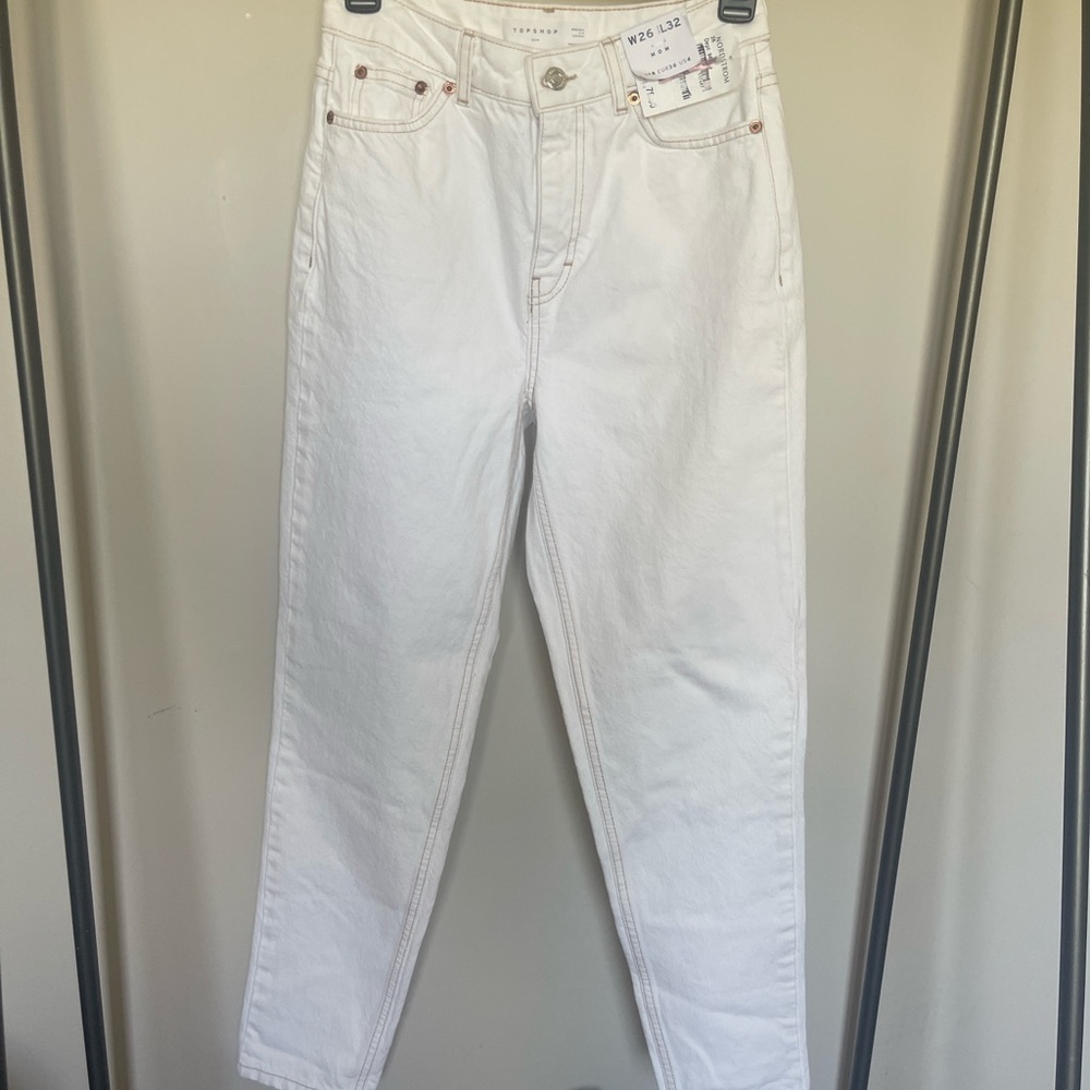 Topshop White High-Waisted Mom Jeans – Size 4 – NWT